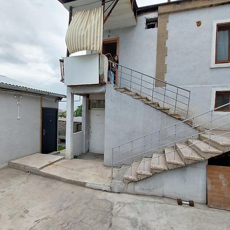 Sam'S Place, Tours With Sam Erivan Dış mekan fotoğraf
